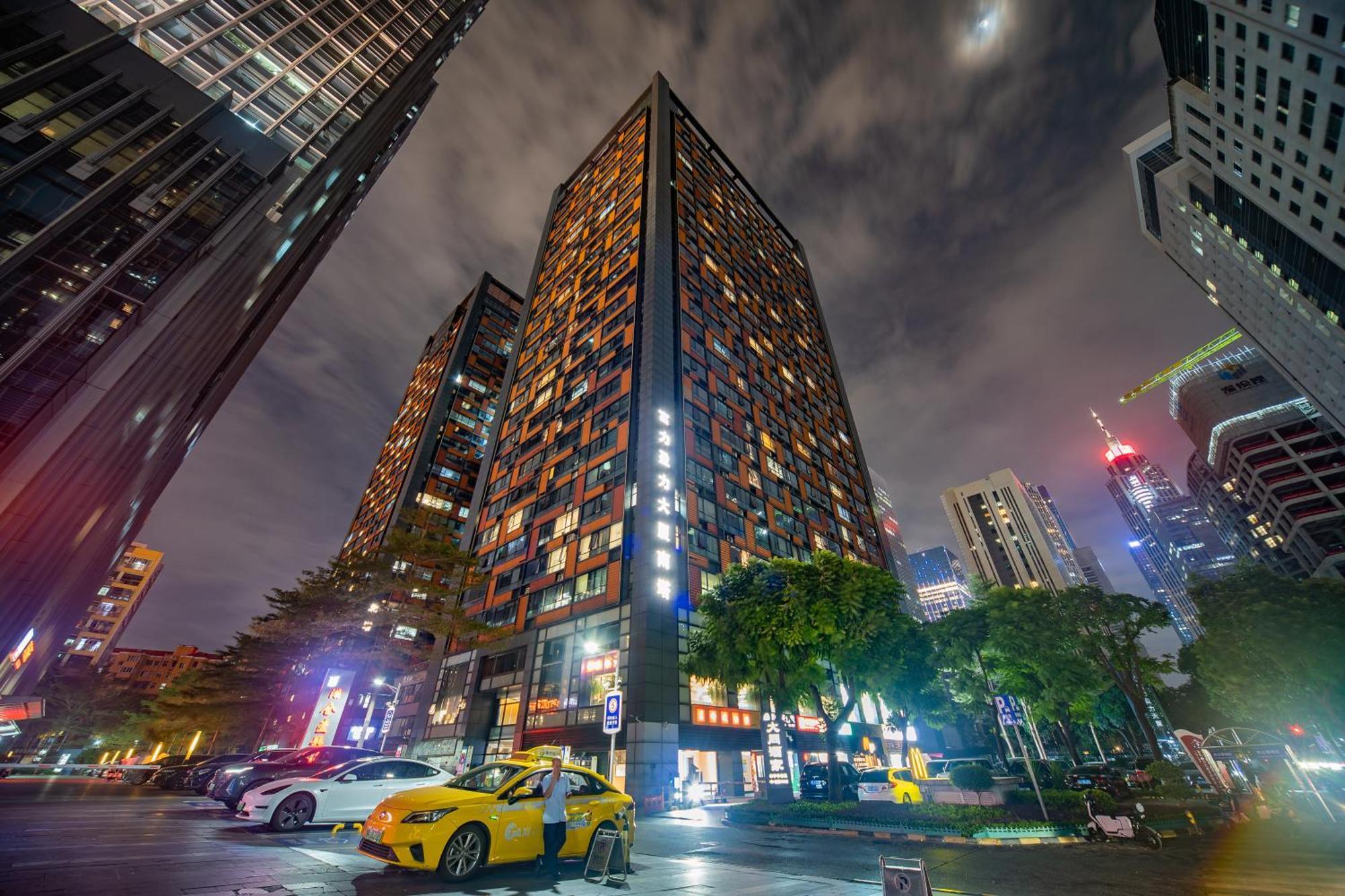 Lavande International Aparthotel Us Consulate General Guangzhou Zhujiang New Town Metro Branch - Free Shuttle Bus To Canton Fair Complex During Canton Fair Period & Free Vpn Internet Access Екстериор снимка